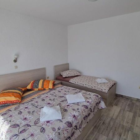 Ljubica & Ante Paparic Apartman Lopar Kültér fotó