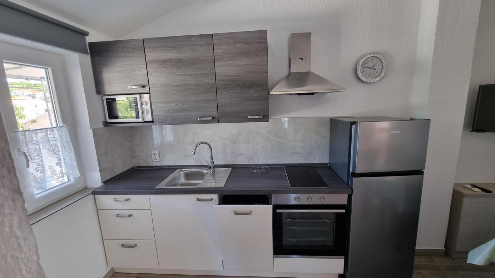 Ljubica & Ante Paparic Apartman Lopar Kültér fotó